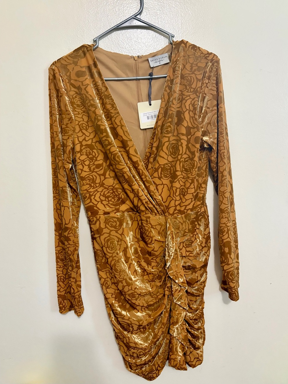 Women’s Medium Golden Floral Velvet Bodycon Mini Dress NWT